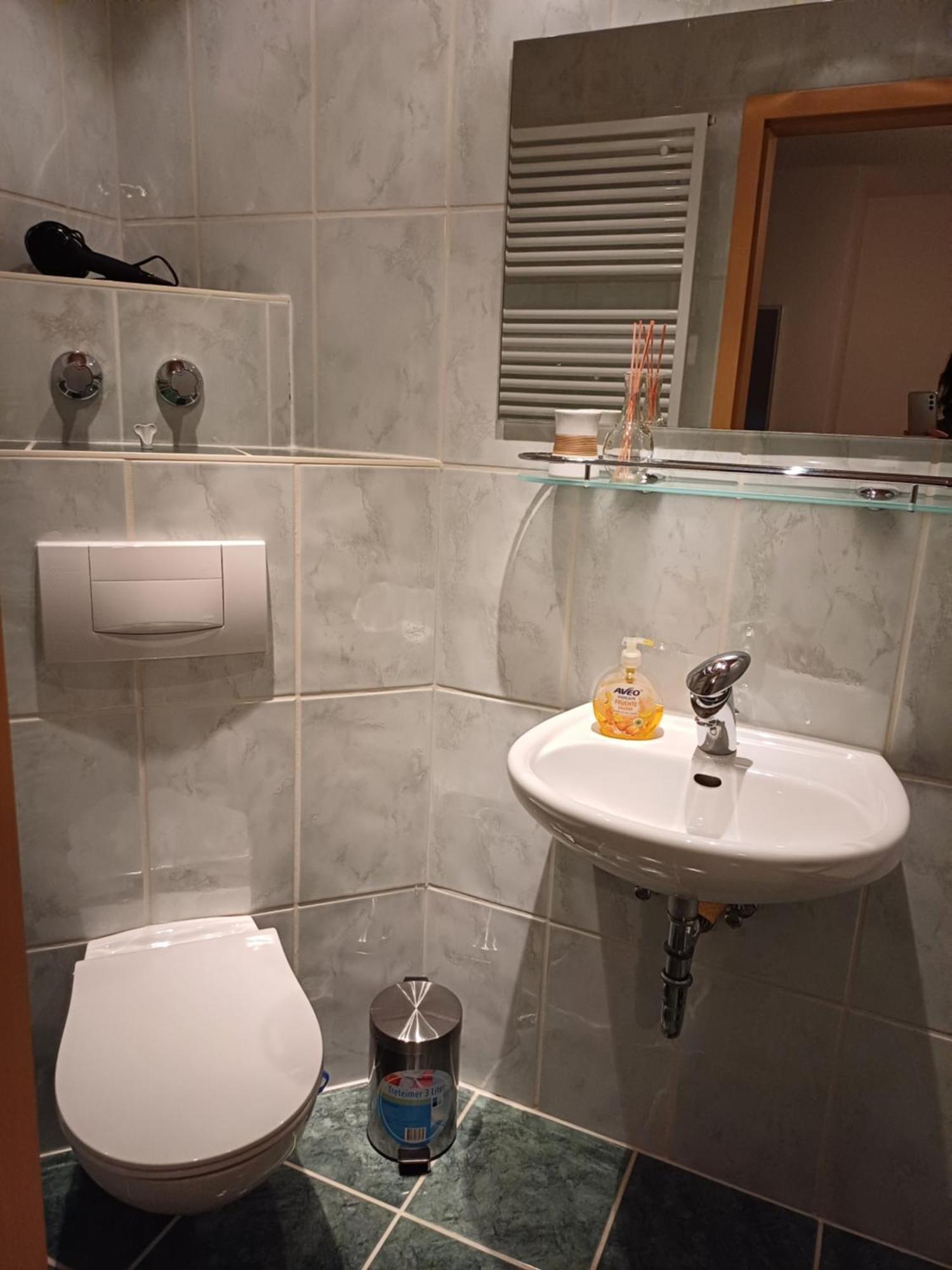 Thueringer Zimmer Suhl Zewnętrze zdjęcie